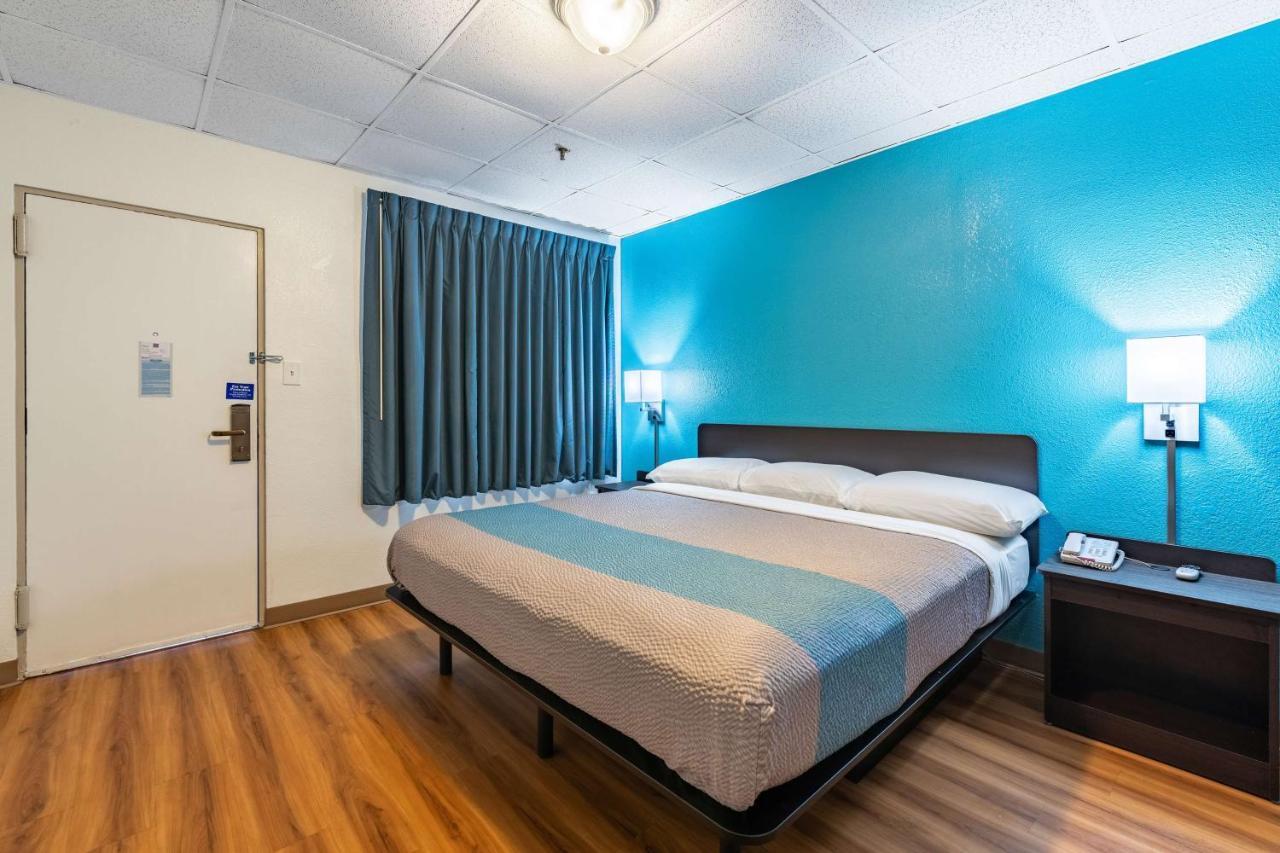 Motel 6-Elmsford, Ny - White Plains Extérieur photo